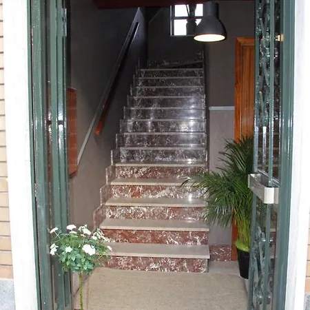La Falconera Bed and breakfast